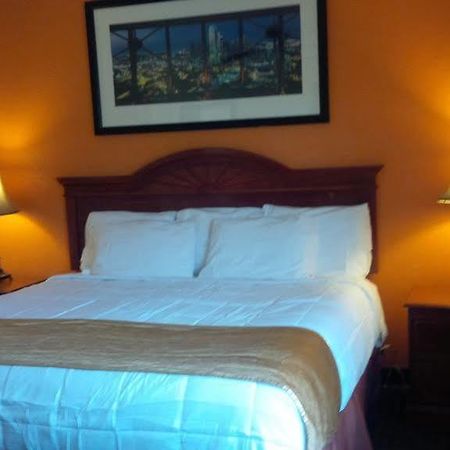 Rodeway Inn Perry Kültér fotó