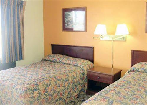 Rodeway Inn Perry Kültér fotó